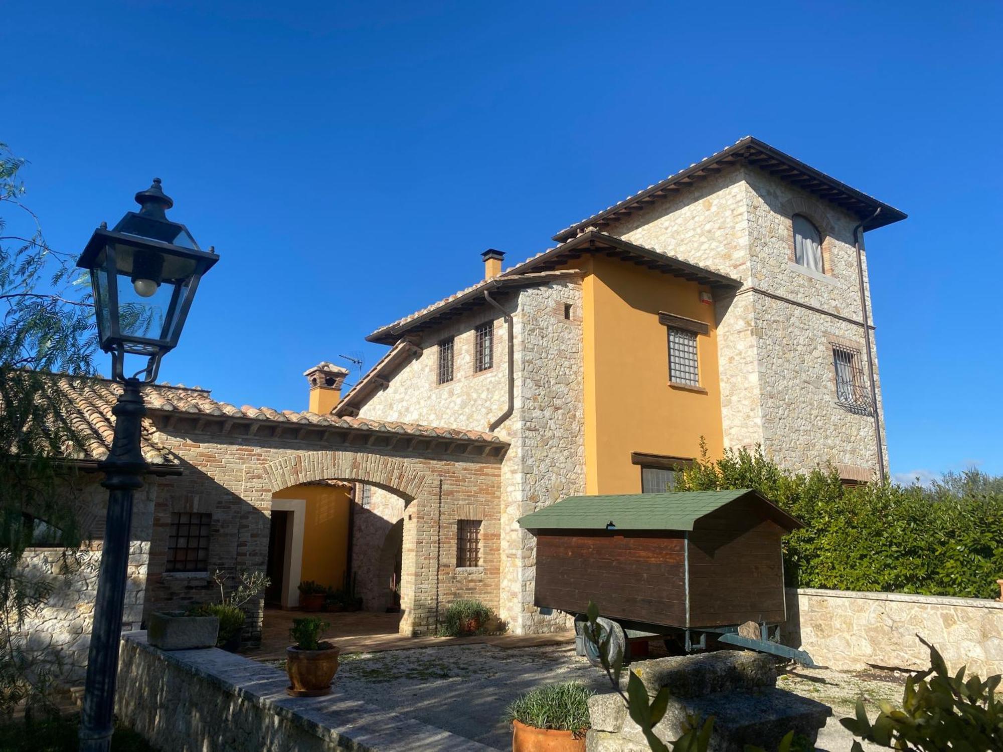 Vila La Casa Di Betta Monte Campano Exteriér fotografie